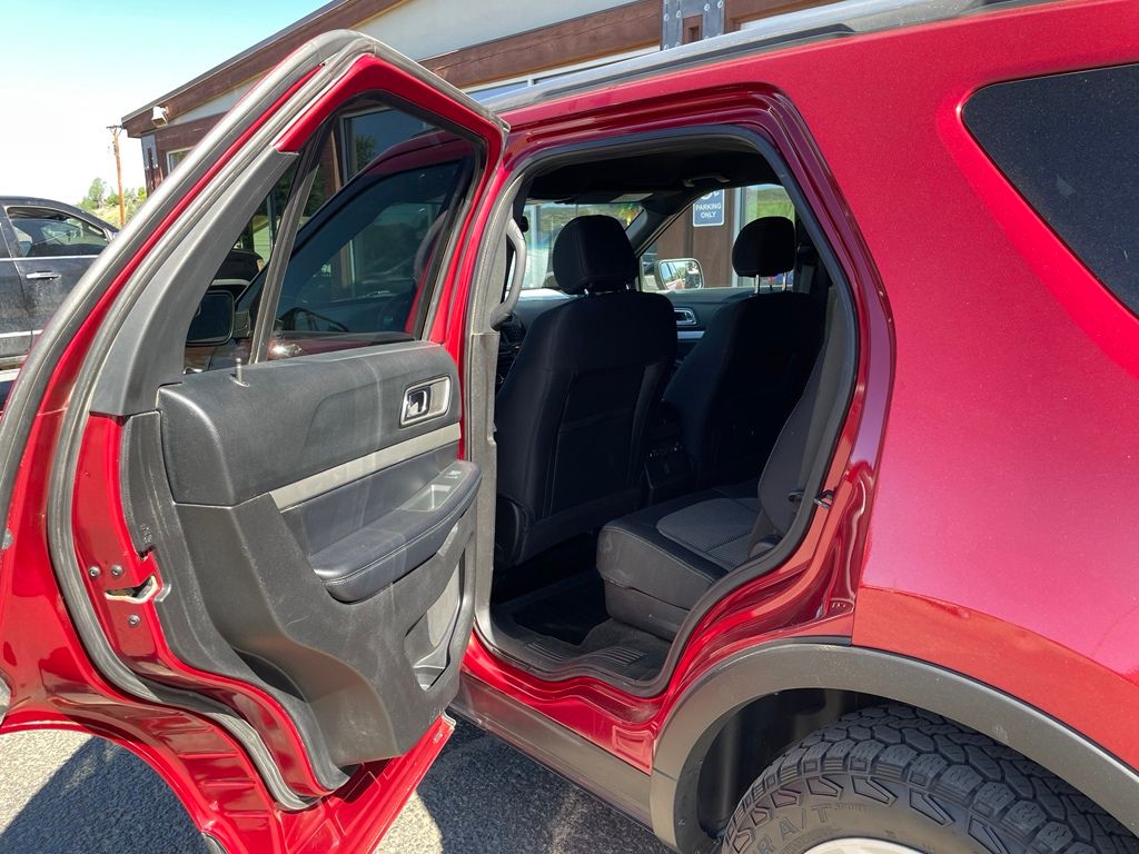 2017 Ford Explorer XLT - Photo 14