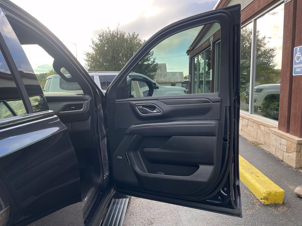 2023 GMC Yukon AT4 - Photo 23