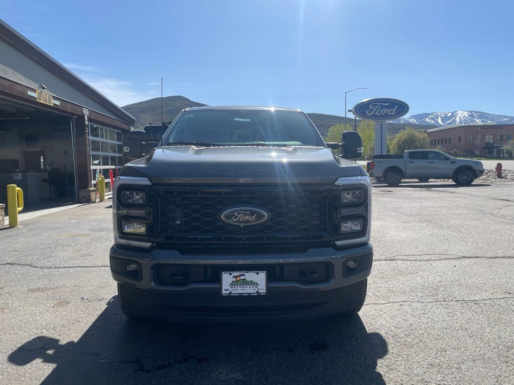 2026 Ford F-350 Super Duty Lariat - Photo 13