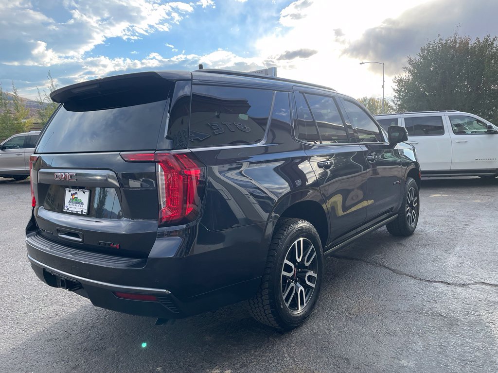 2023 GMC Yukon AT4 - Photo 8