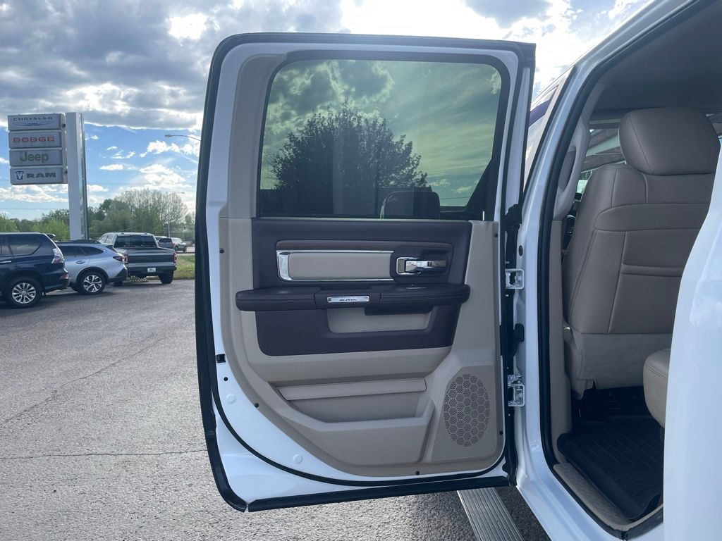 2017 RAM Ram 2500 Pickup Laramie - Photo 16