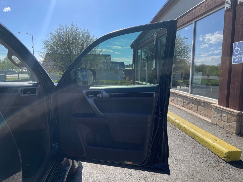 2018 Lexus GX Base - Photo 22