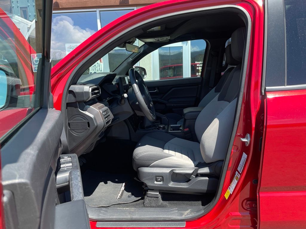 2024 Toyota Tacoma TRD Off Road - Photo 13
