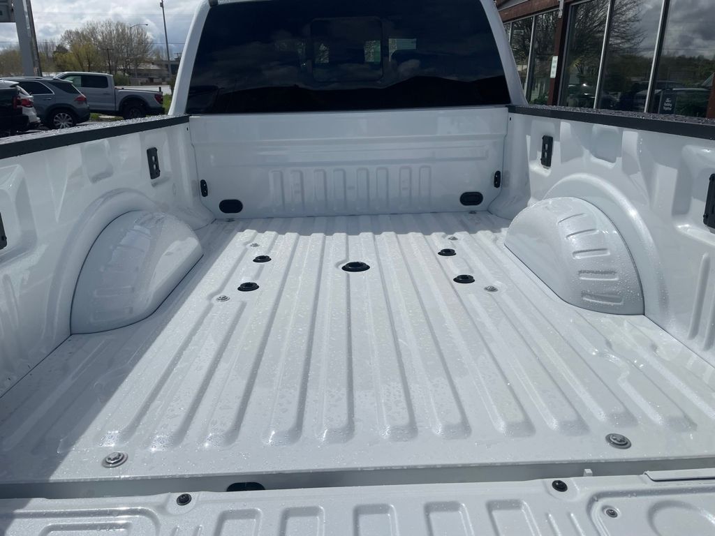 2026 Ford F-250 Super Duty Platinum - Photo 8