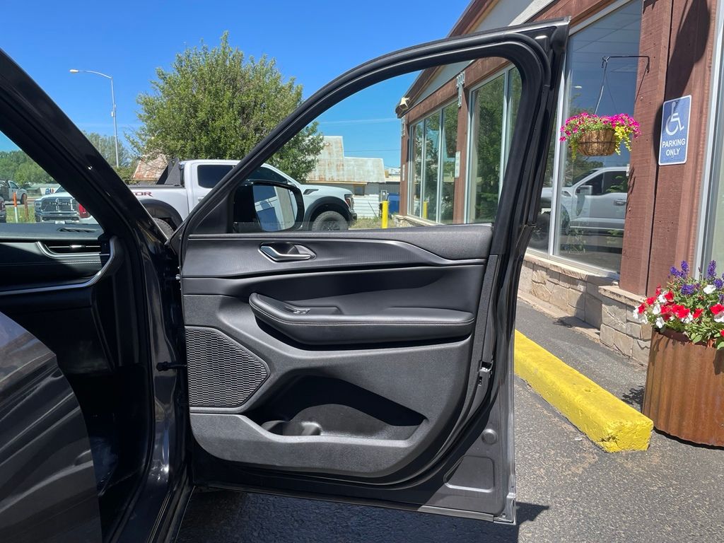 2023 Jeep Grand Cherokee L Altitude - Photo 23