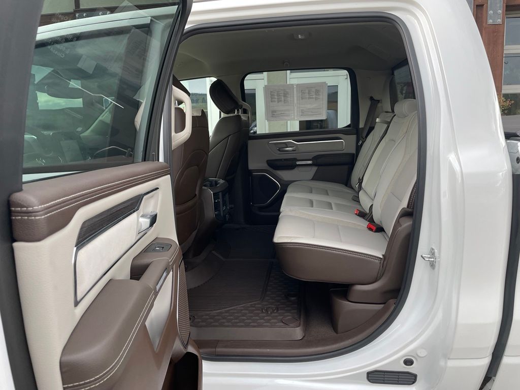 2025 RAM Ram 1500 Pickup Laramie - Photo 16