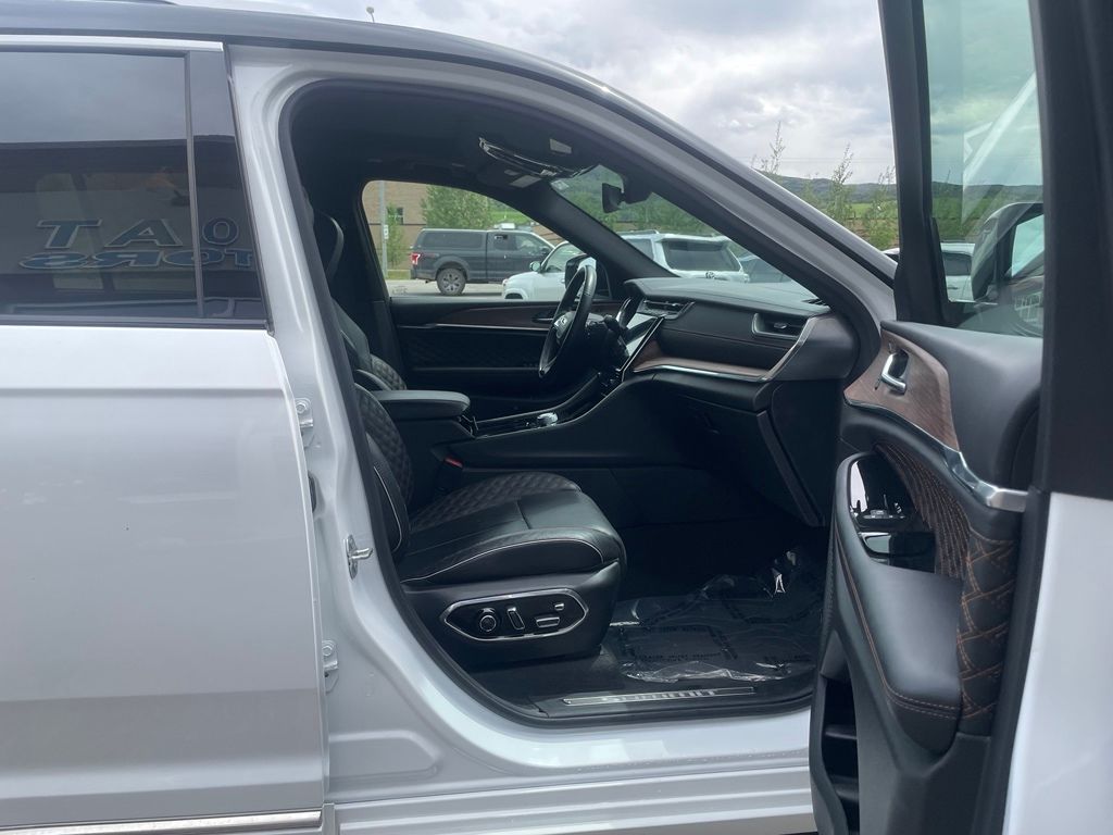 2021 Jeep Grand Cherokee L Summit - Photo 22