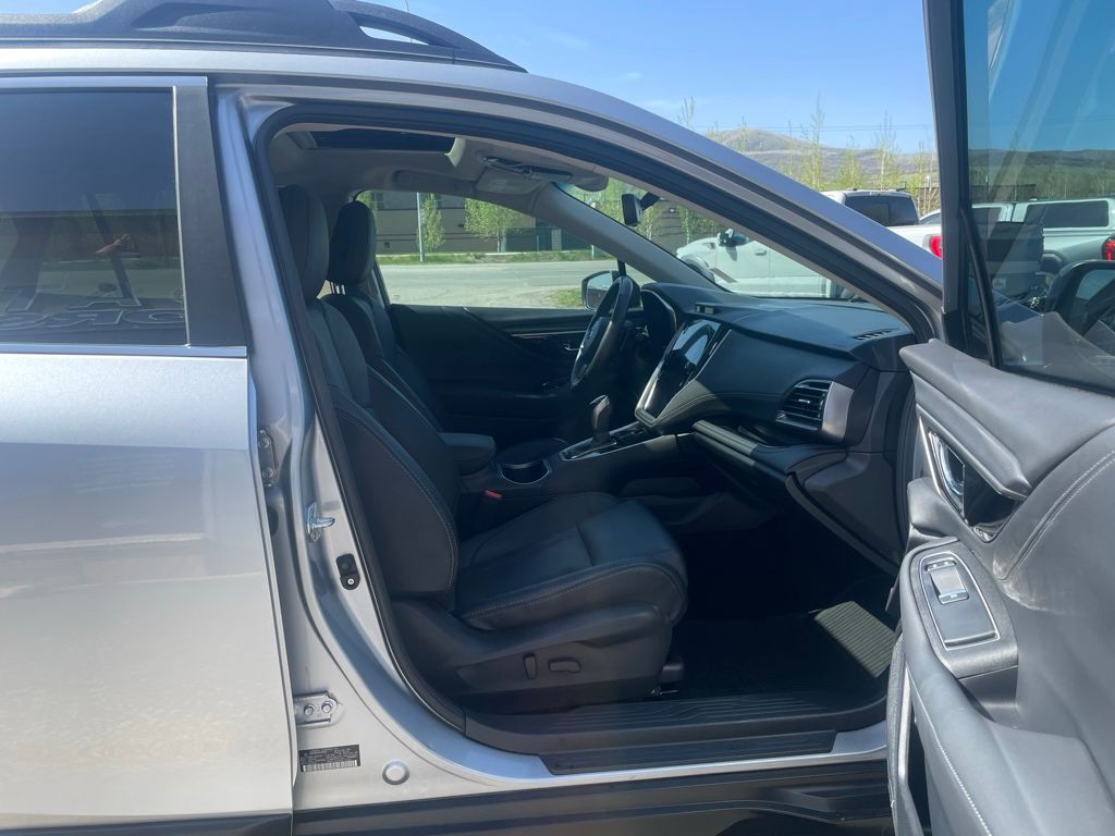 2022 Subaru Outback Limited - Photo 6