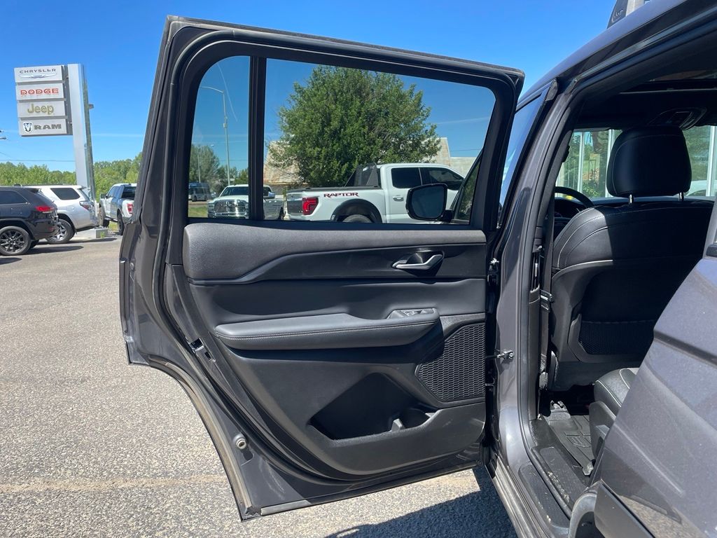 2023 Jeep Grand Cherokee L Altitude - Photo 17