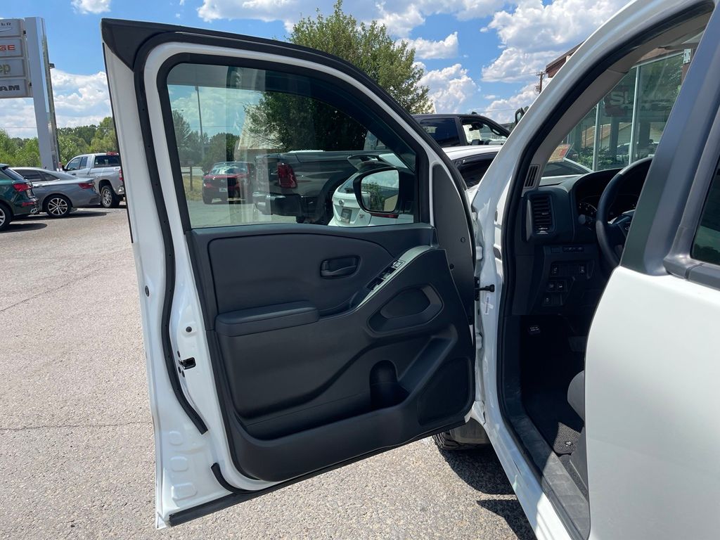 2024 Nissan Frontier S - Photo 14