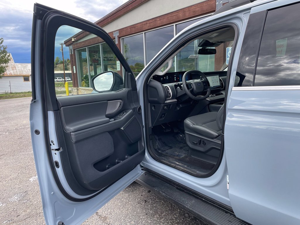 2026 Ford Expedition MAX Active - Photo 12
