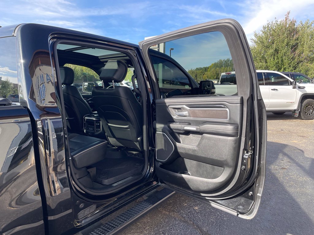 2020 RAM Ram 1500 Pickup Laramie - Photo 17