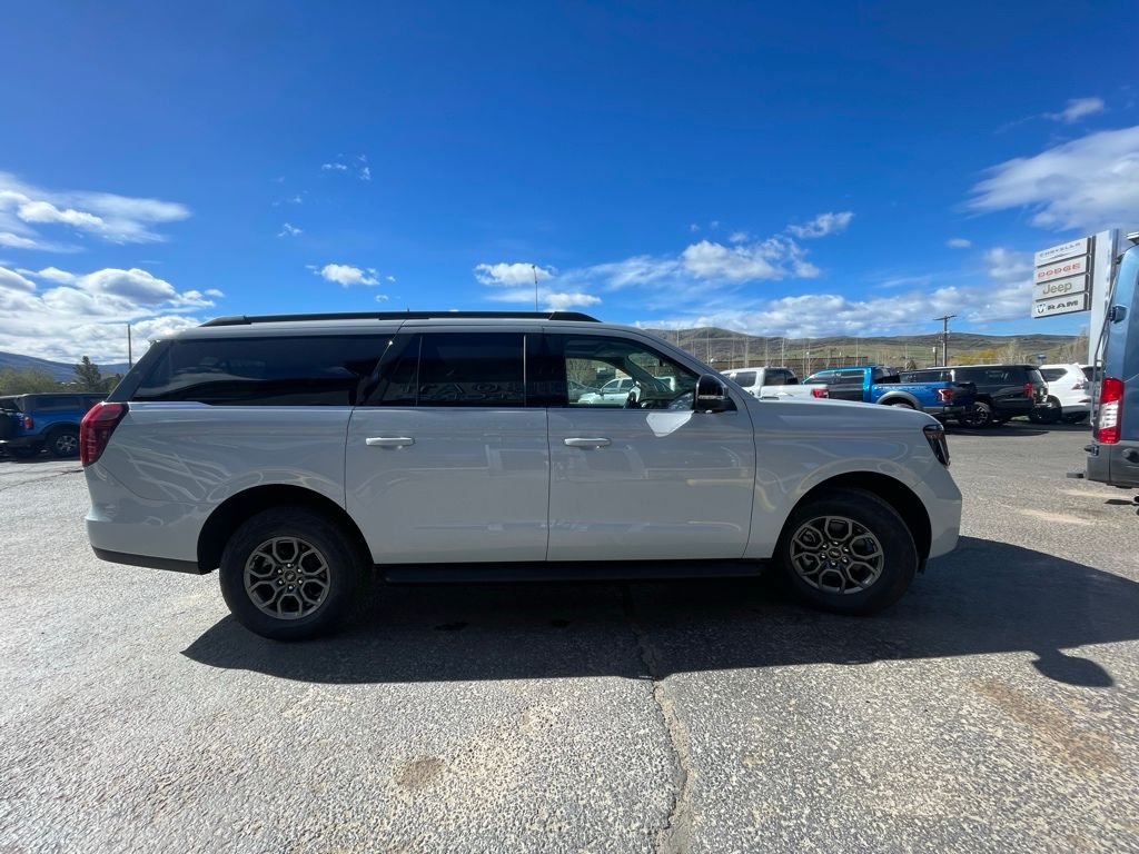 2026 Ford Expedition MAX Active - Photo 9