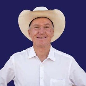 Staff member Robert Stewart from ID_a24eac