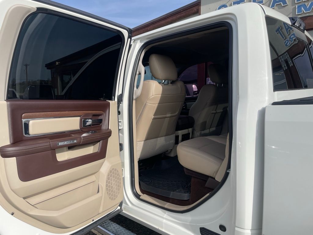 2017 RAM Ram 2500 Pickup Laramie - Photo 17