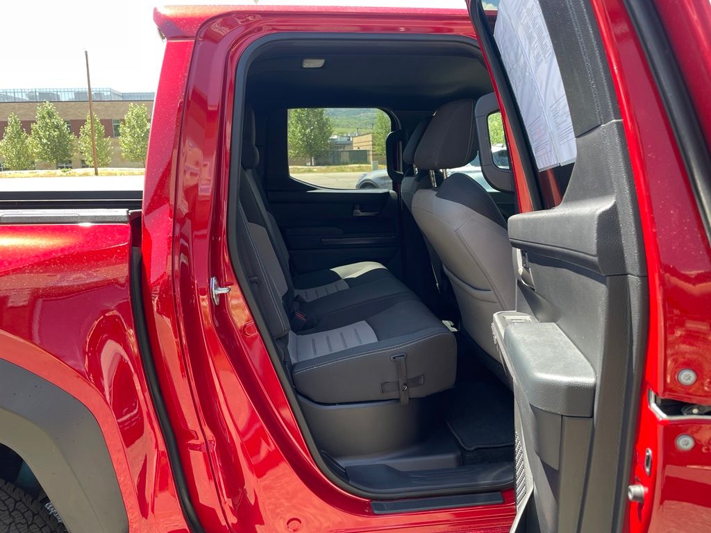 2024 Toyota Tacoma TRD Off Road - Photo 19