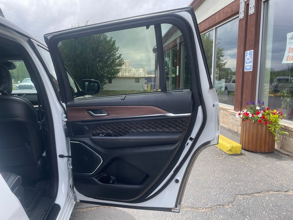 2021 Jeep Grand Cherokee L Summit - Photo 20