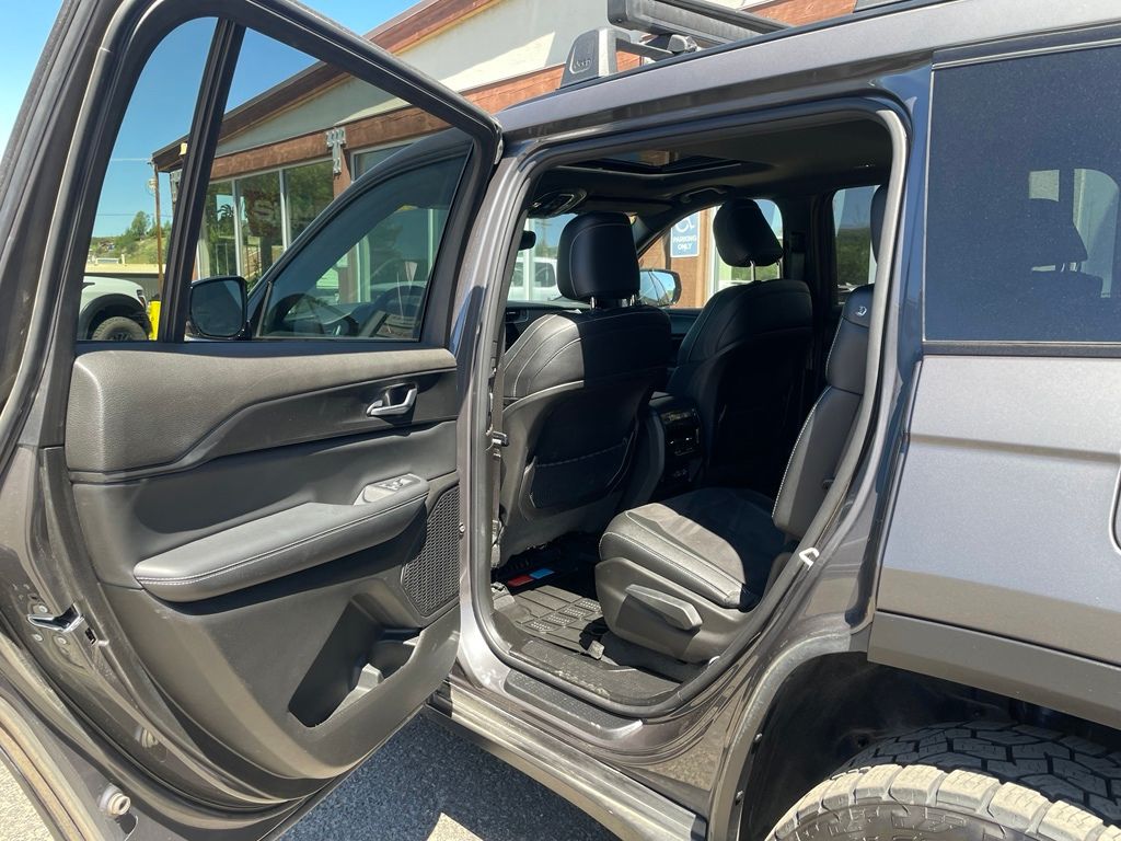 2023 Jeep Grand Cherokee L Altitude - Photo 15