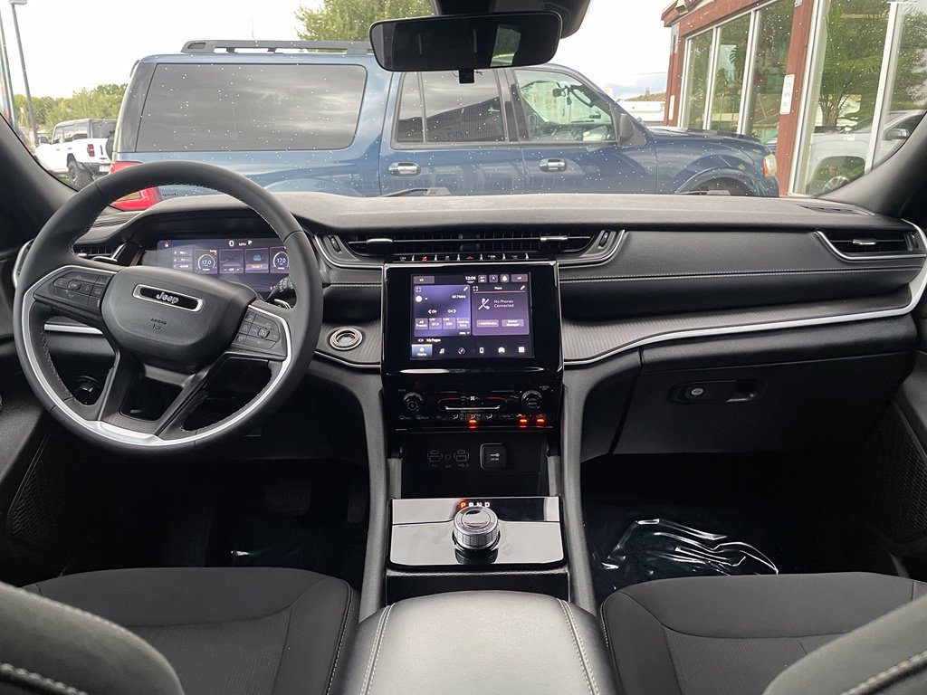 2025 Jeep Grand Cherokee L Laredo - Photo 24