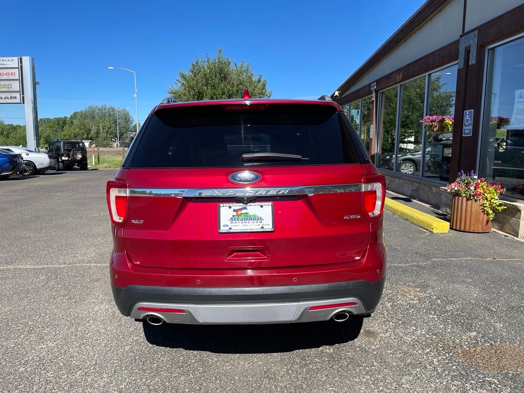 2017 Ford Explorer XLT - Photo 6