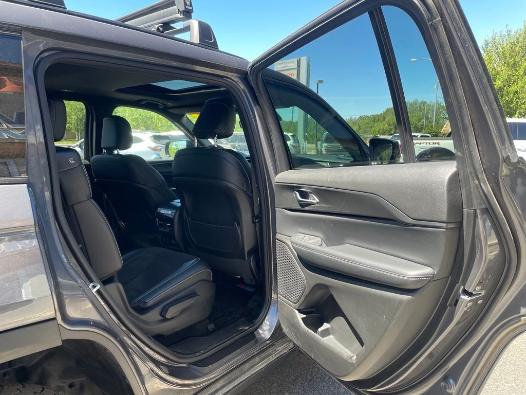 2023 Jeep Grand Cherokee L Altitude - Photo 18