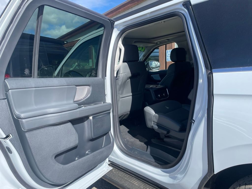 2026 Ford Expedition MAX Active - Photo 15