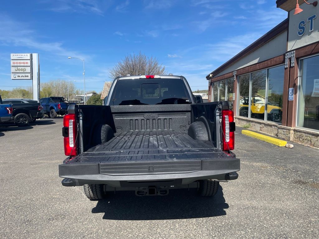 2026 Ford F-350 Super Duty Lariat - Photo 6