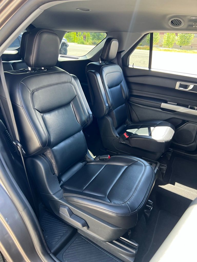2021 Ford Explorer XLT - Photo 18