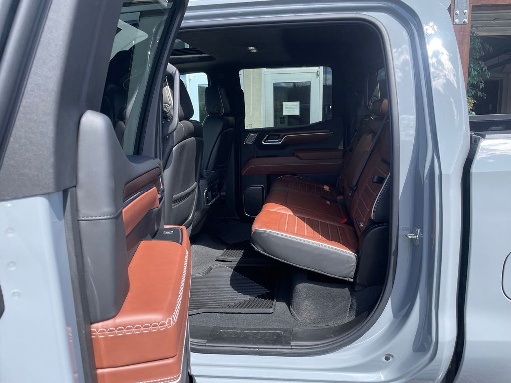 2025 GMC Sierra 1500 Denali Ultimate - Photo 16