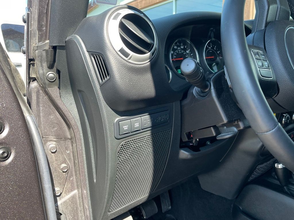 2016 Jeep Wrangler Rubicon - Photo 15