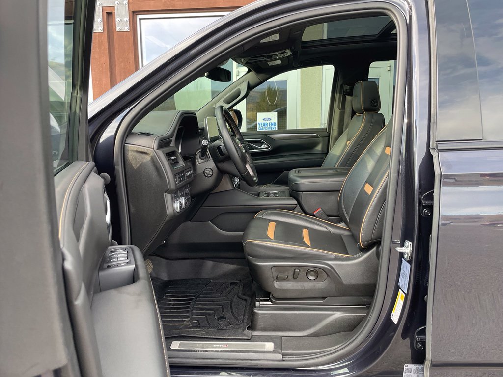 2023 GMC Yukon AT4 - Photo 13