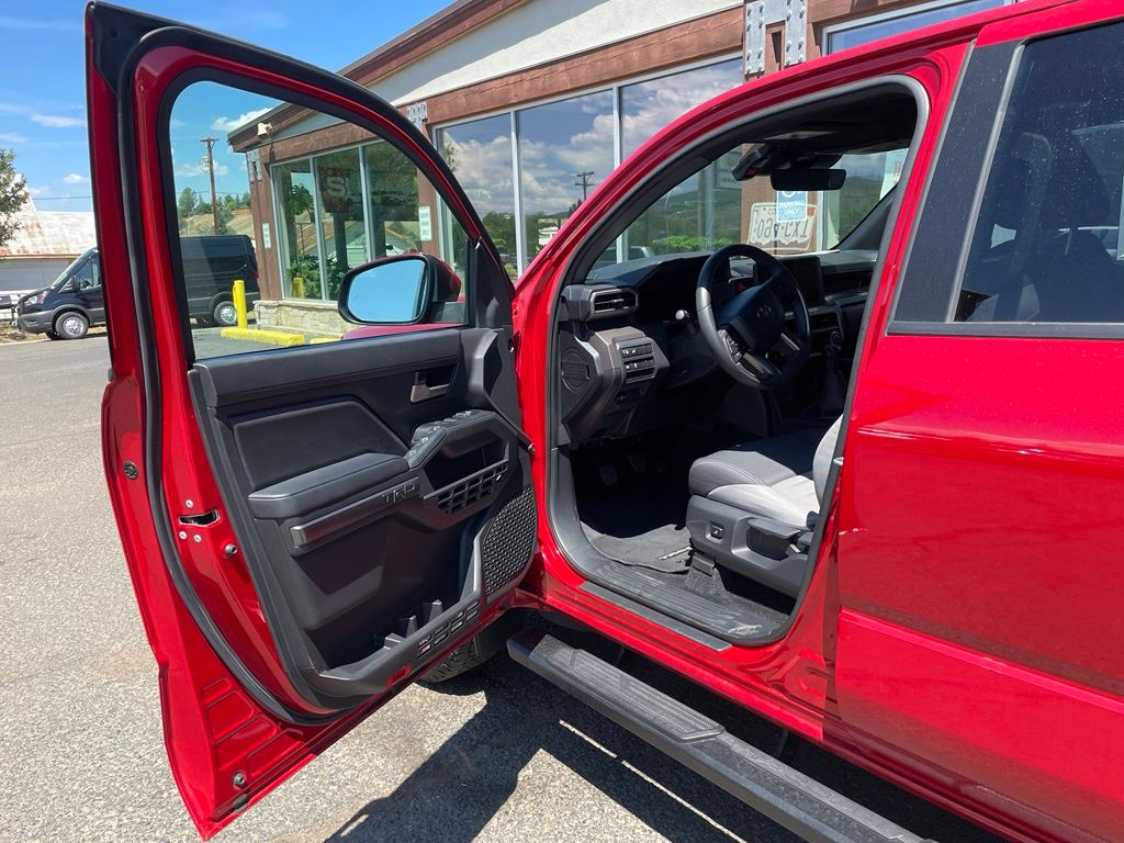 2024 Toyota Tacoma TRD Off Road - Photo 12
