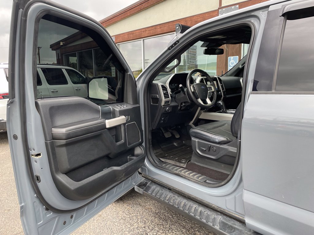 2019 Ford F-150 Lariat - Photo 12