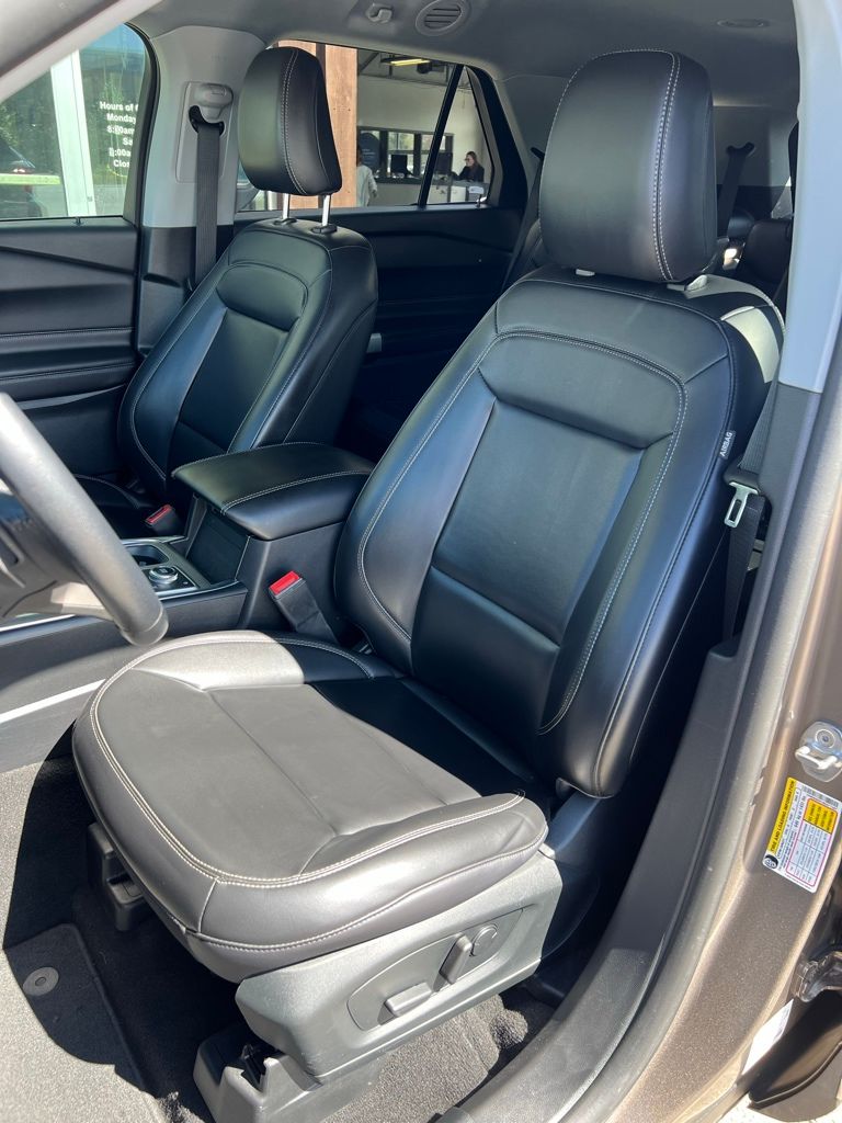 2021 Ford Explorer XLT - Photo 11