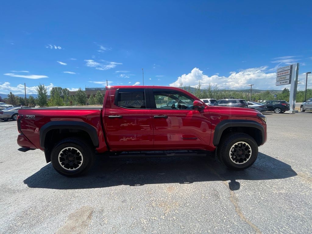 2024 Toyota Tacoma TRD Off Road - Photo 9