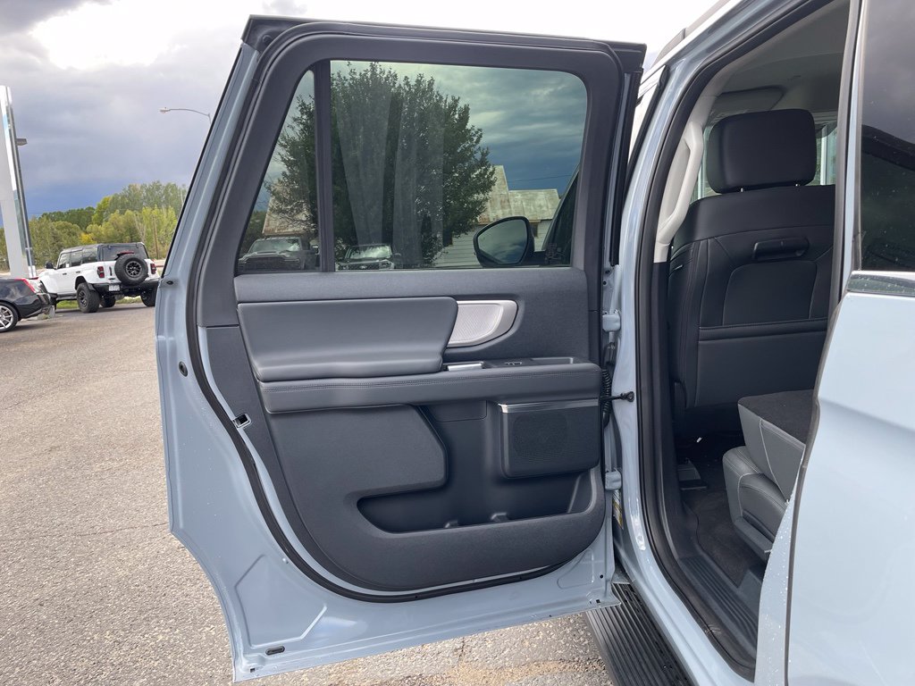 2026 Ford Expedition MAX Active - Photo 17