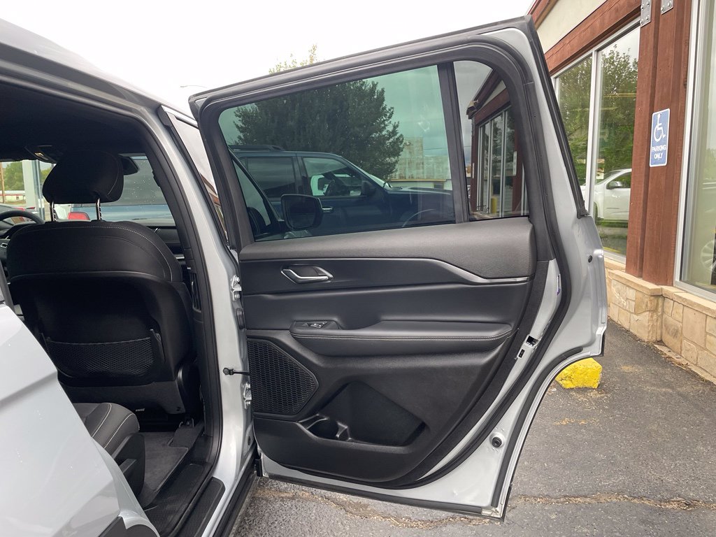 2025 Jeep Grand Cherokee L Laredo - Photo 18