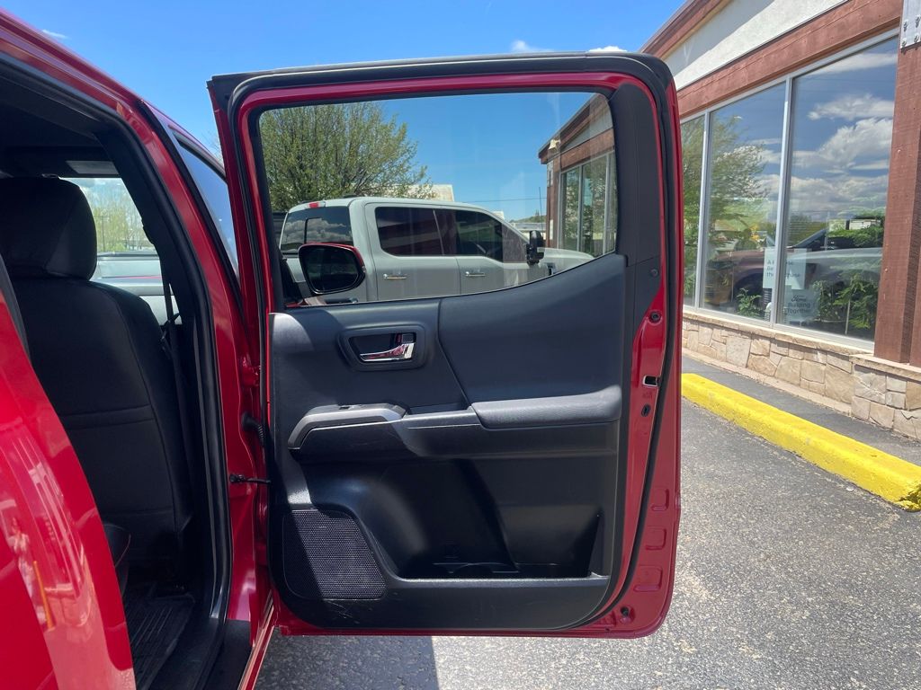 2022 Toyota Tacoma TRD Sport - Photo 20