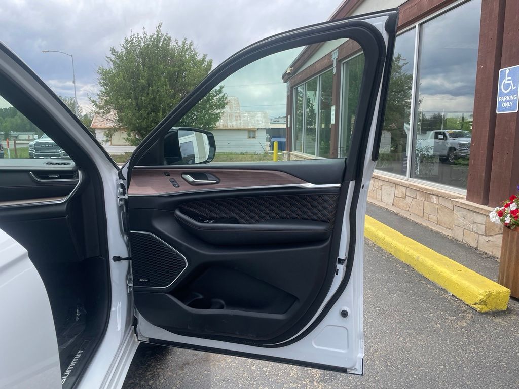 2021 Jeep Grand Cherokee L Summit - Photo 23