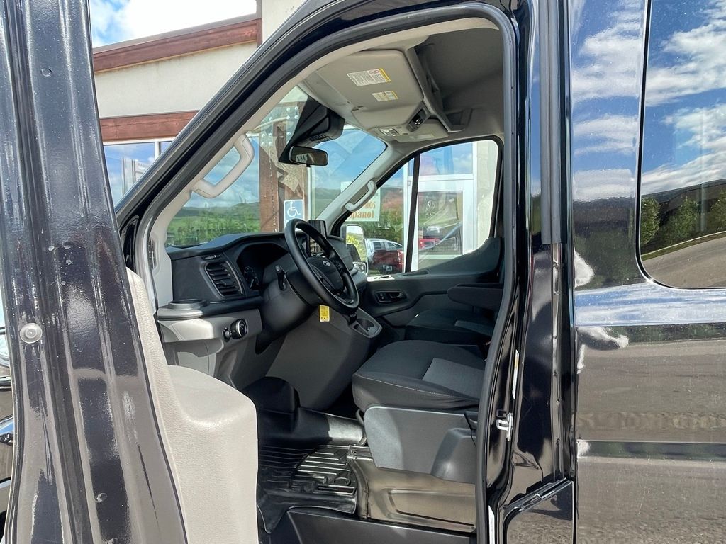 2020 Ford Transit Passenger Van XLT - Photo 14