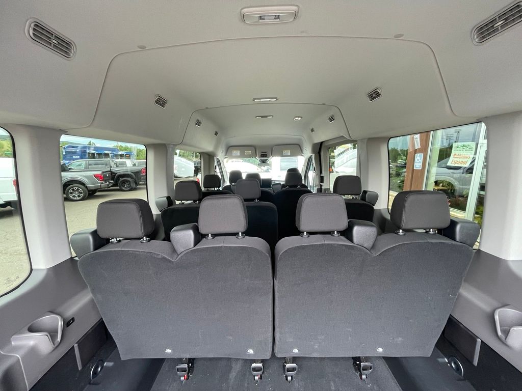 2026 Ford Transit Passenger Van XL - Photo 9
