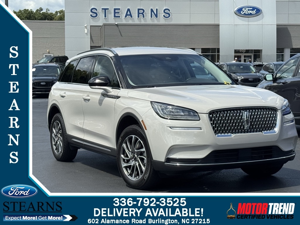 2022 Lincoln Corsair Base