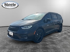 2026 Chrysler Pacifica LIMITED Passenger Van