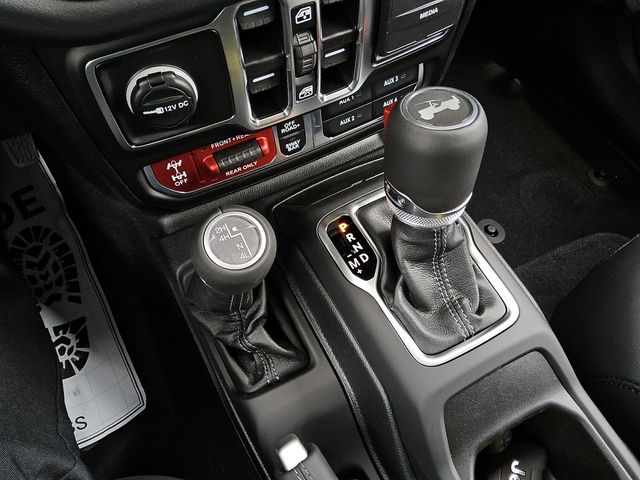 2025 Jeep Wrangler 4-Door Rubicon - Photo 23