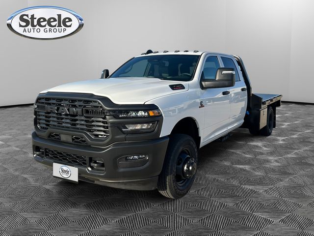 New 2026 Ram 3500 TRADESMAN CREW CAB CHASSIS 4X4 60' CA