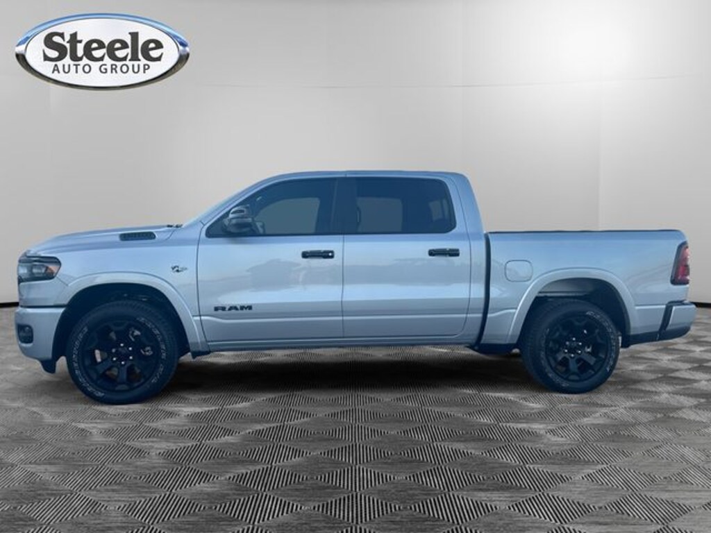 New 2026 Ram 1500 LONE STAR CREW CAB 4X4 5'7 BOX Pickup