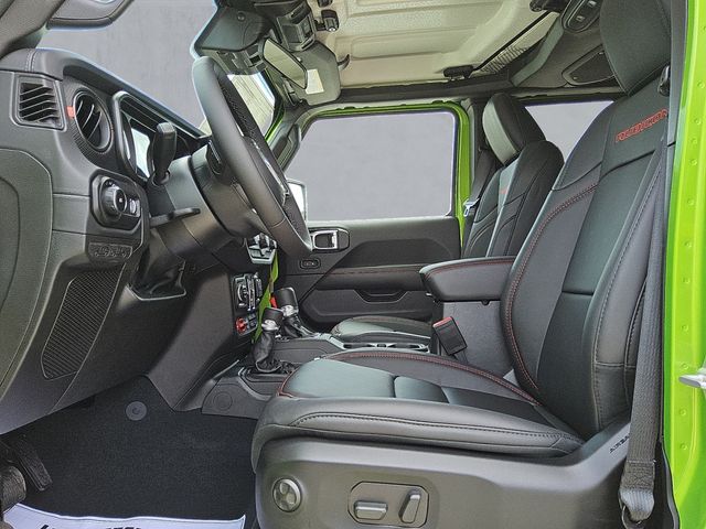 2025 Jeep Wrangler 4-Door Rubicon - Photo 10