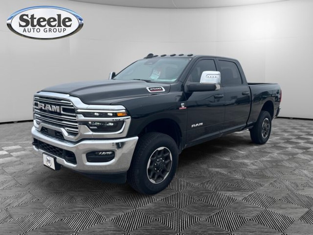 New 2025 Ram 2500 LARAMIE CREW CAB 4X4 6'4 BOX Pickup