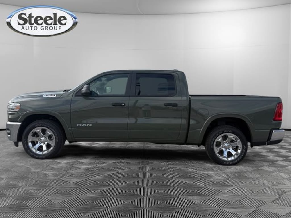 New 2026 Ram 1500 LONE STAR CREW CAB 4X4 5'7 BOX Pickup