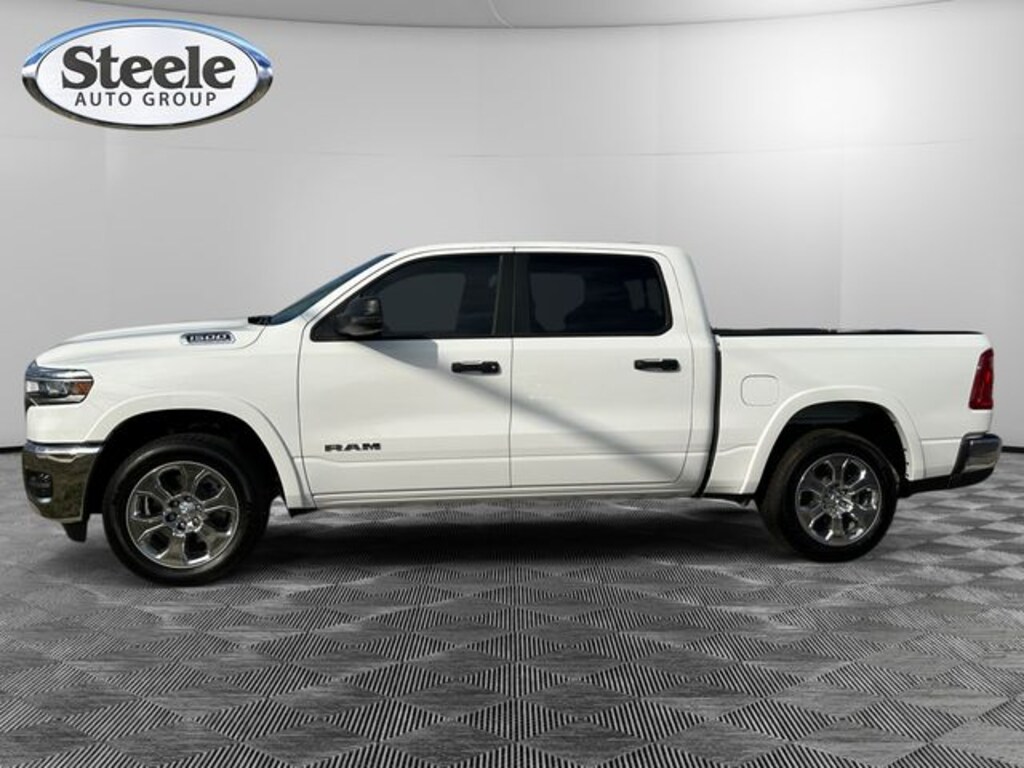 New 2026 Ram 1500 LONE STAR CREW CAB 4X4 5'7 BOX Pickup